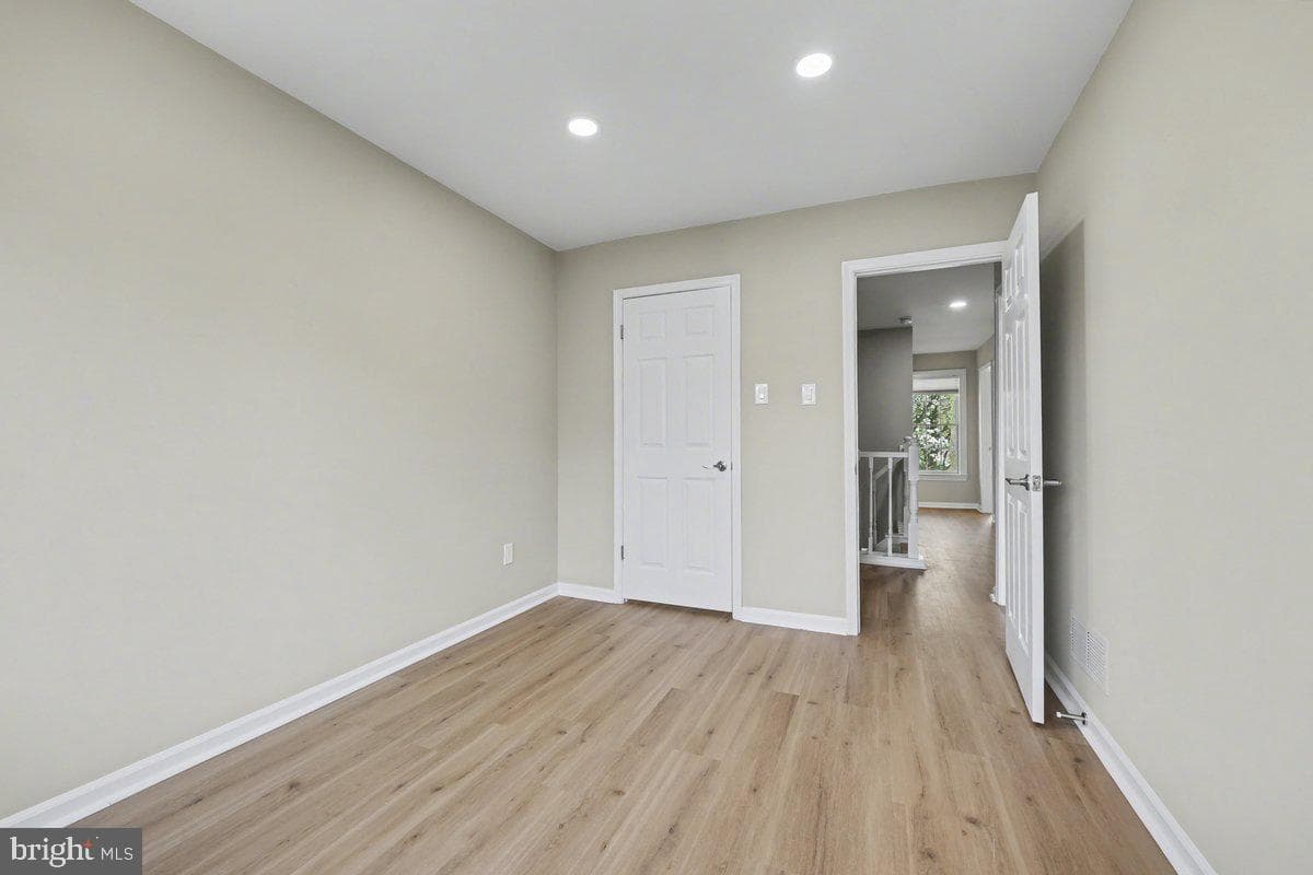 42 White Pine Court photo 19