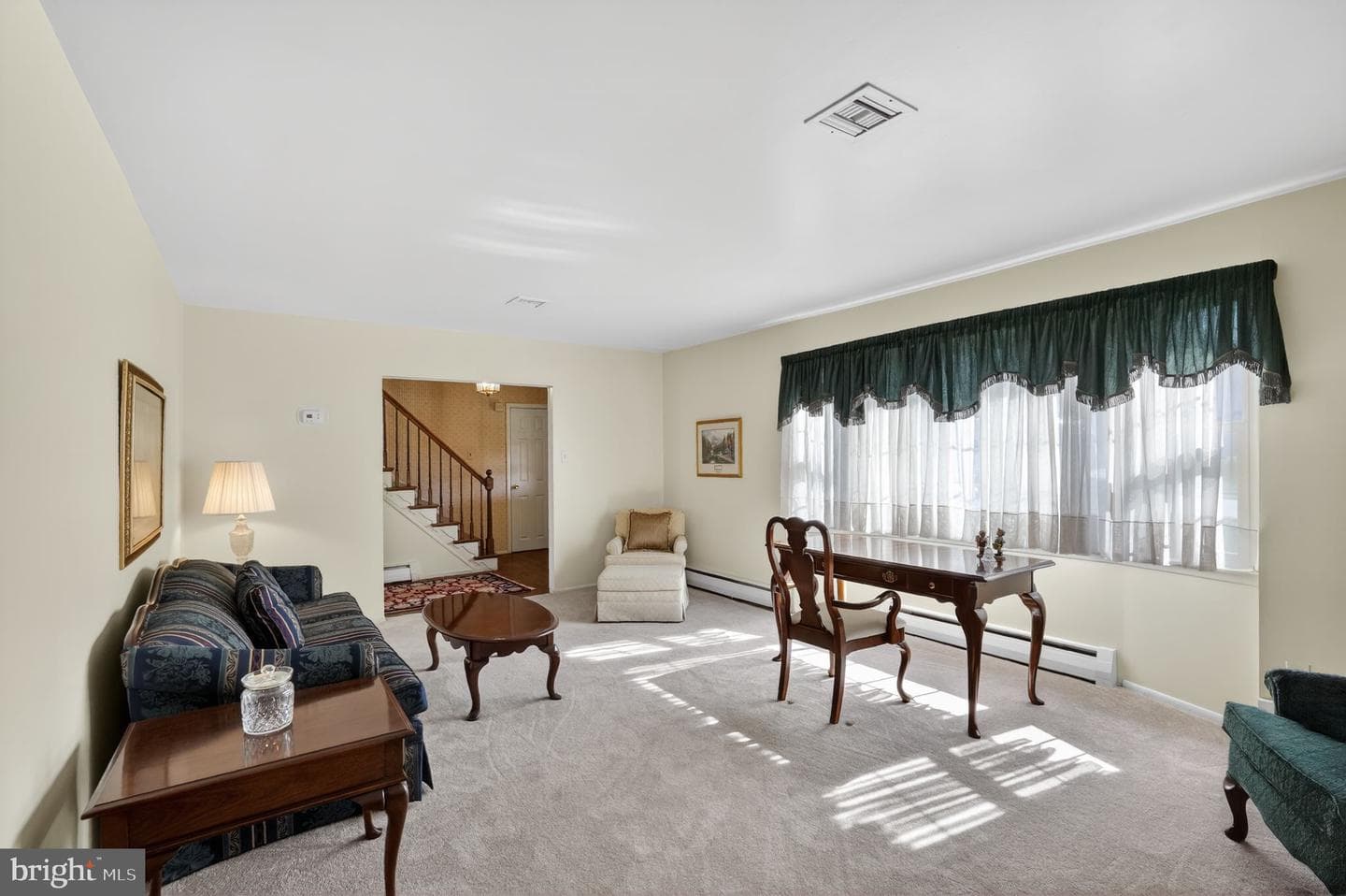 315 Thomas Drive photo 5