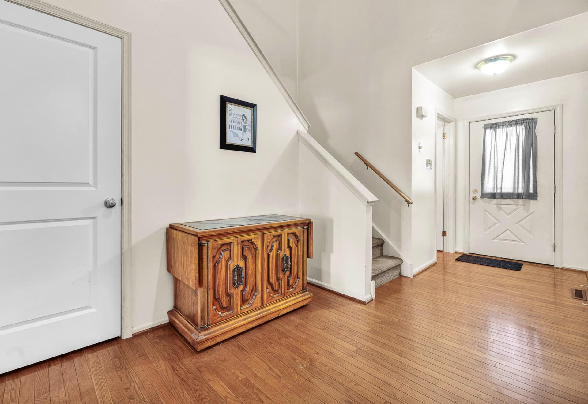 164 Jonathan Drive photo 5