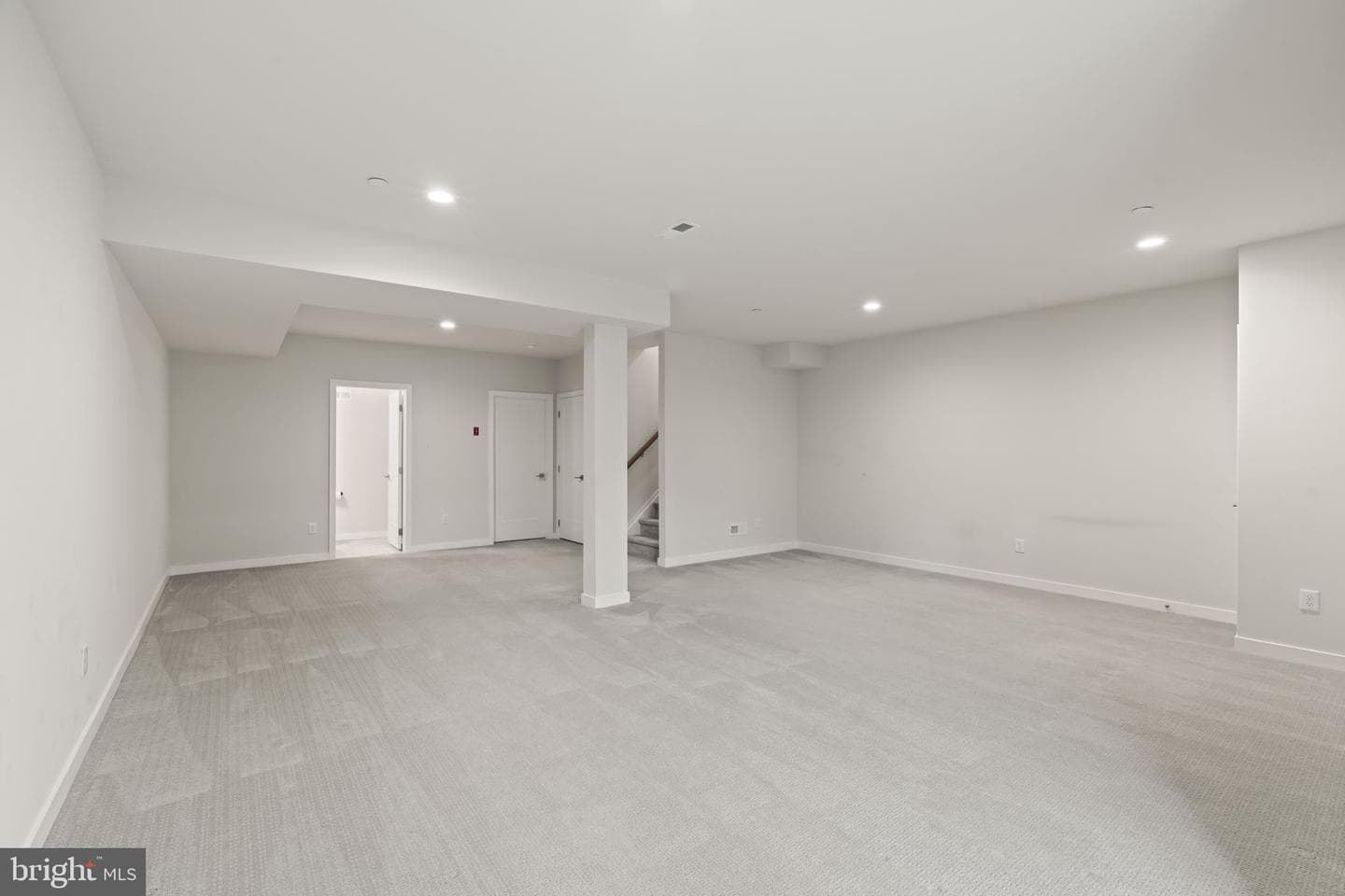 33 Tamarack Circle photo 35