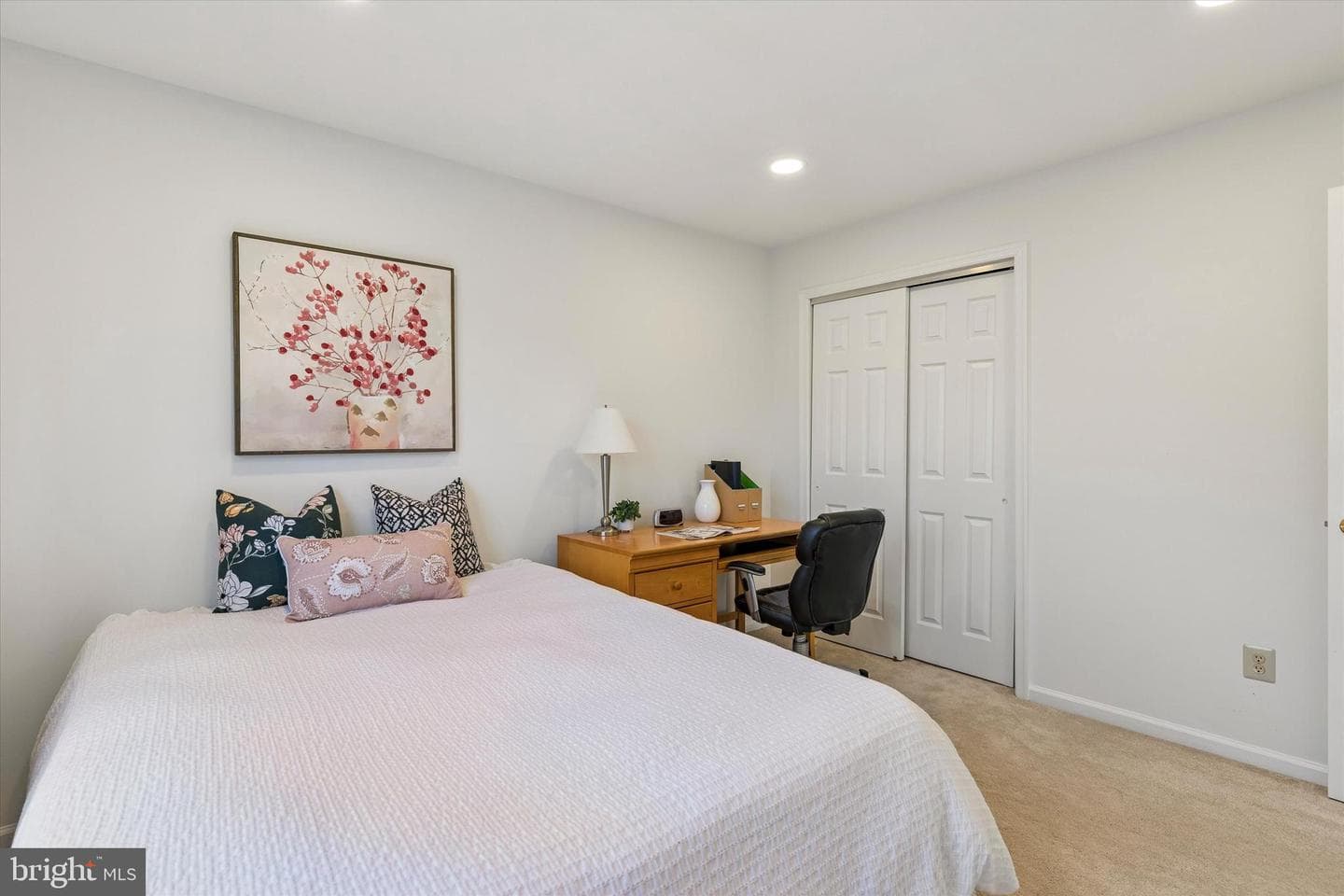 100 White Tower Lane photo 24