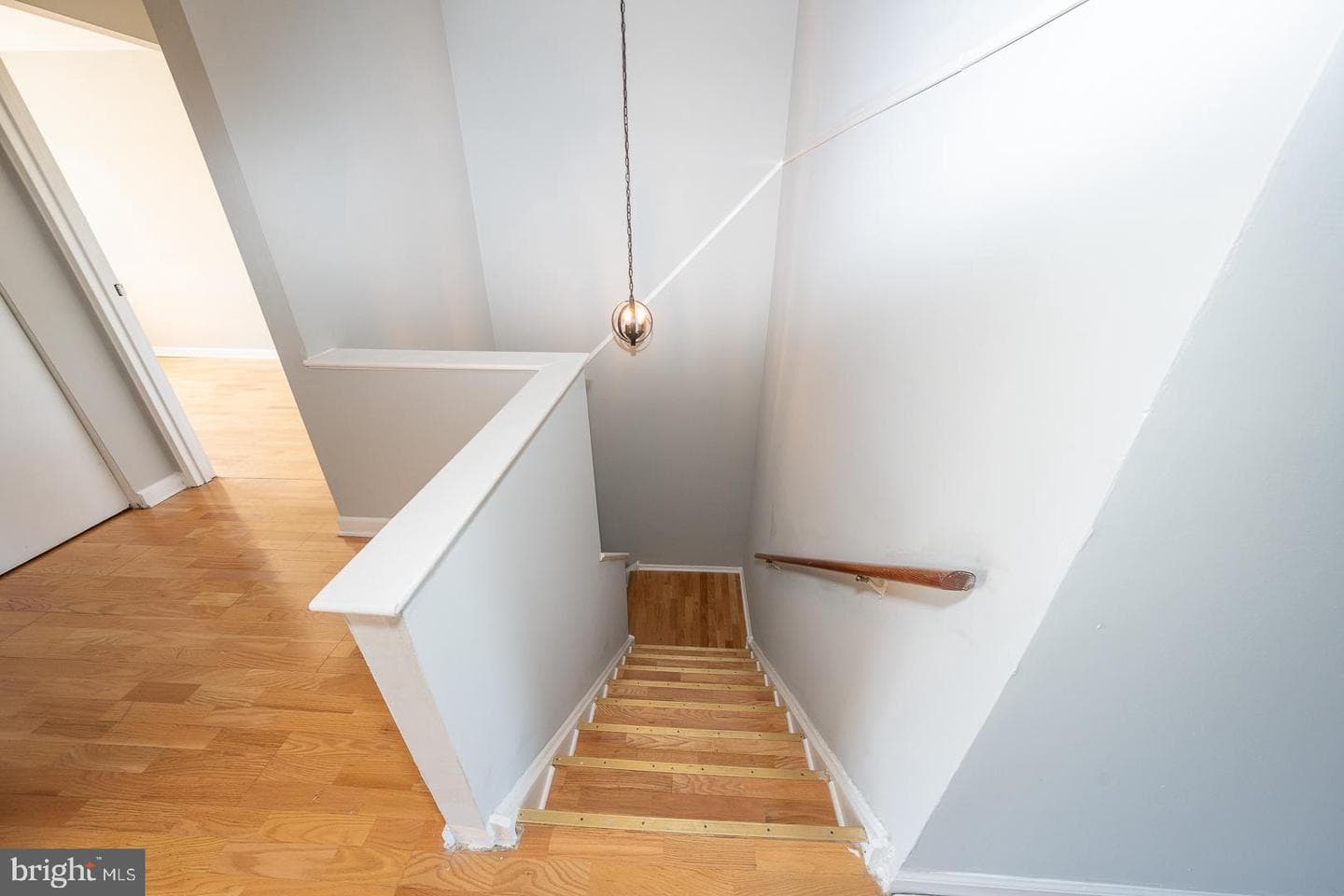 1310 Meadowview Lane #1310 photo 4