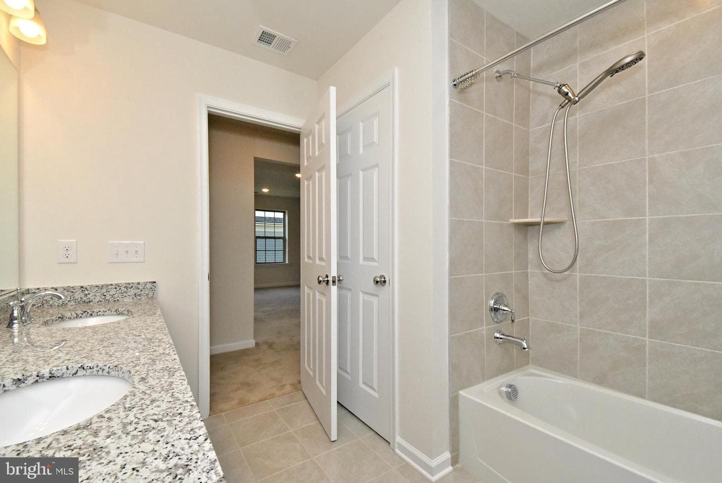 442 Sanctuary Court photo 39