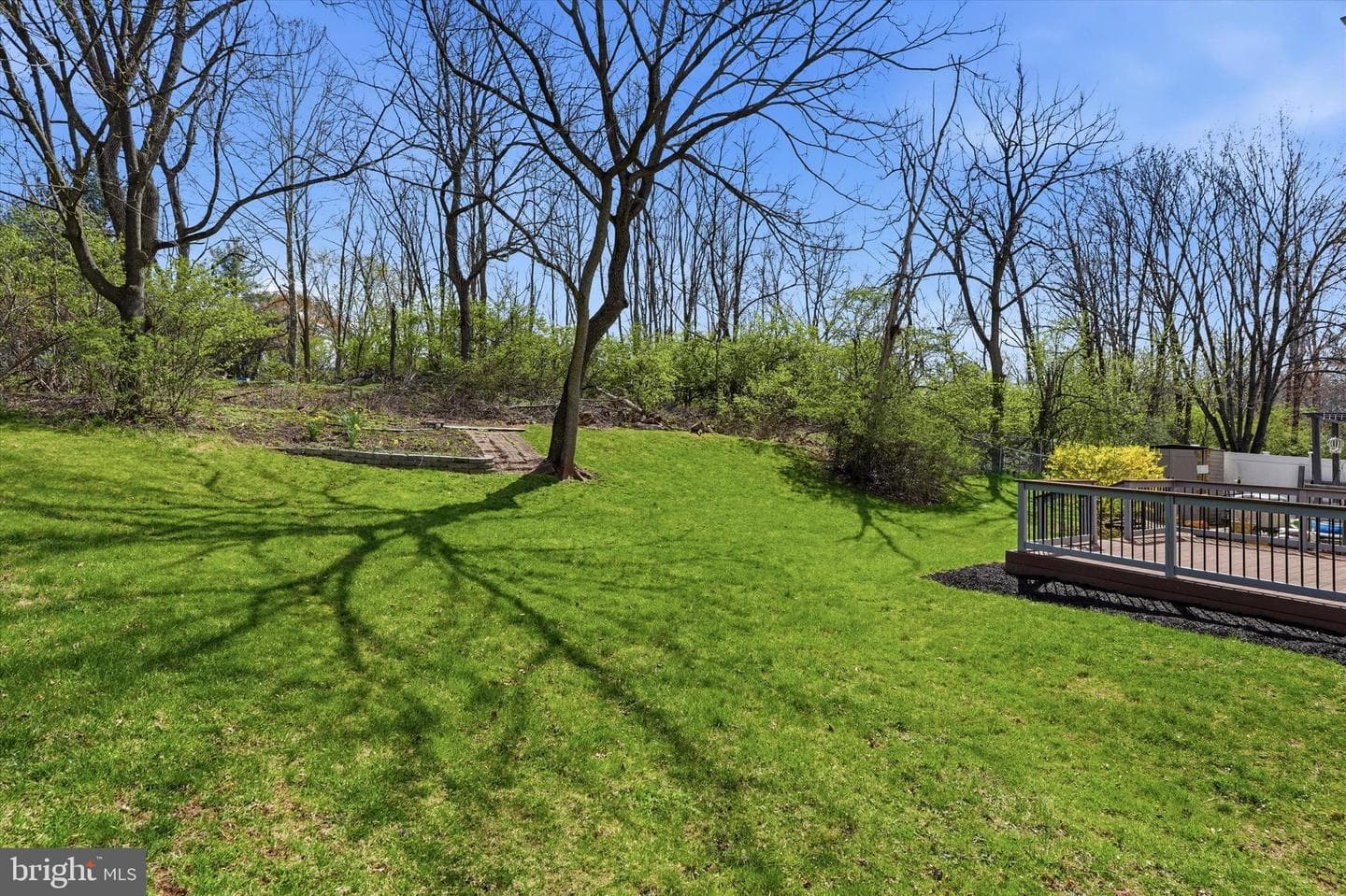 537 Susan Drive photo 24