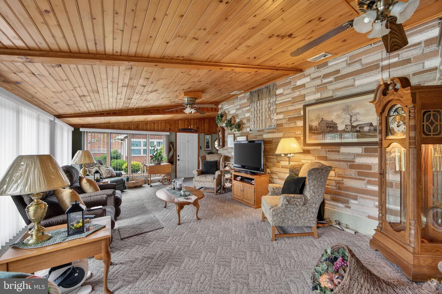 433 Washington Street photo 14