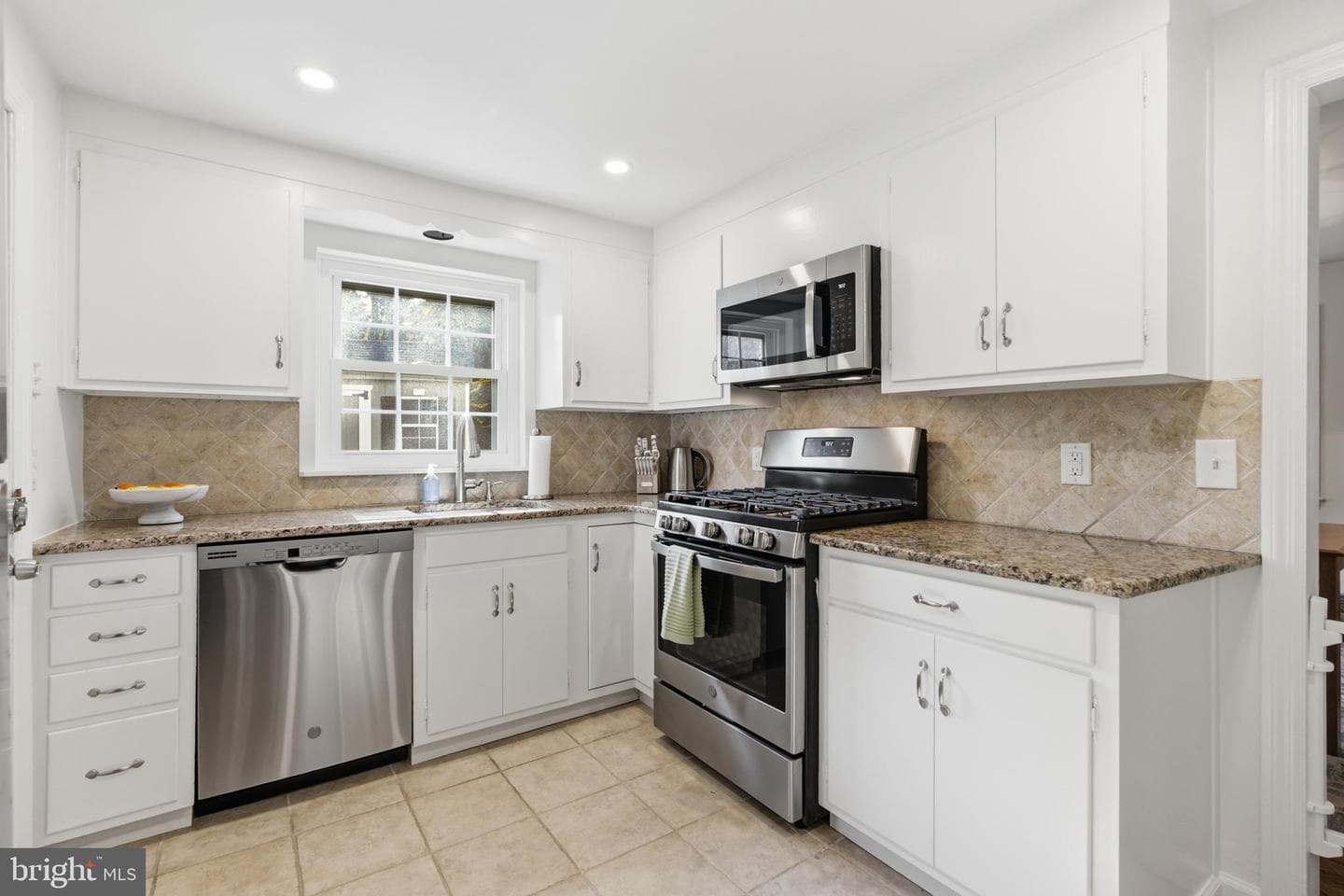 529 Shortridge Drive photo 13