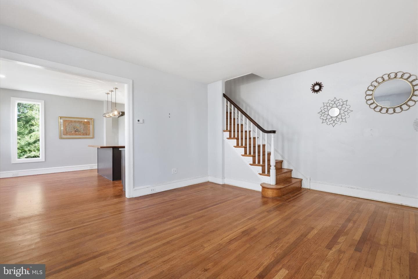 808 Elkins Avenue photo 9