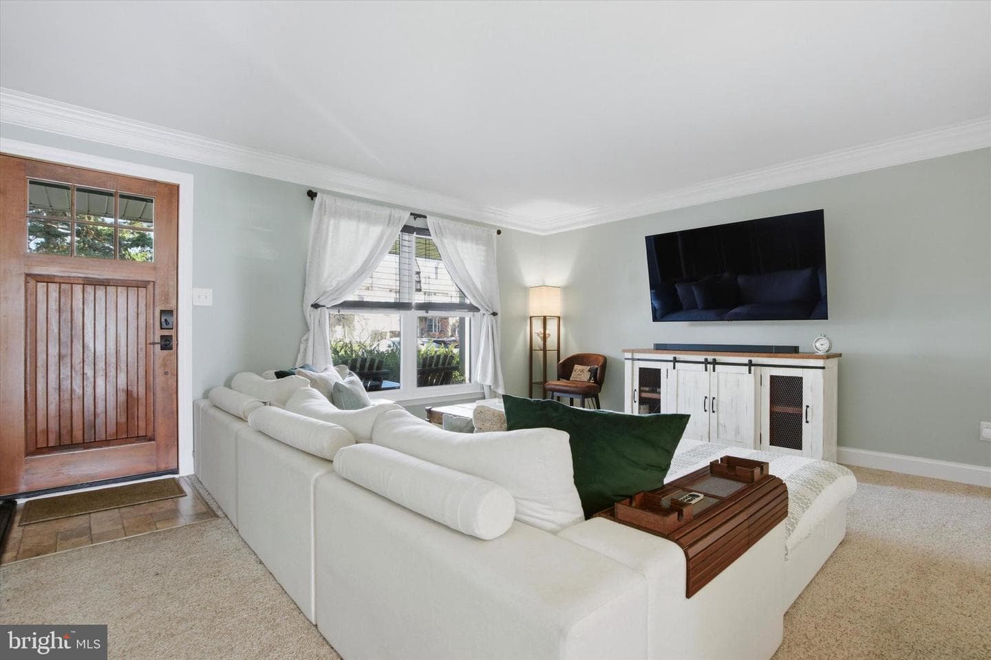 103 Abbey Lane photo 5