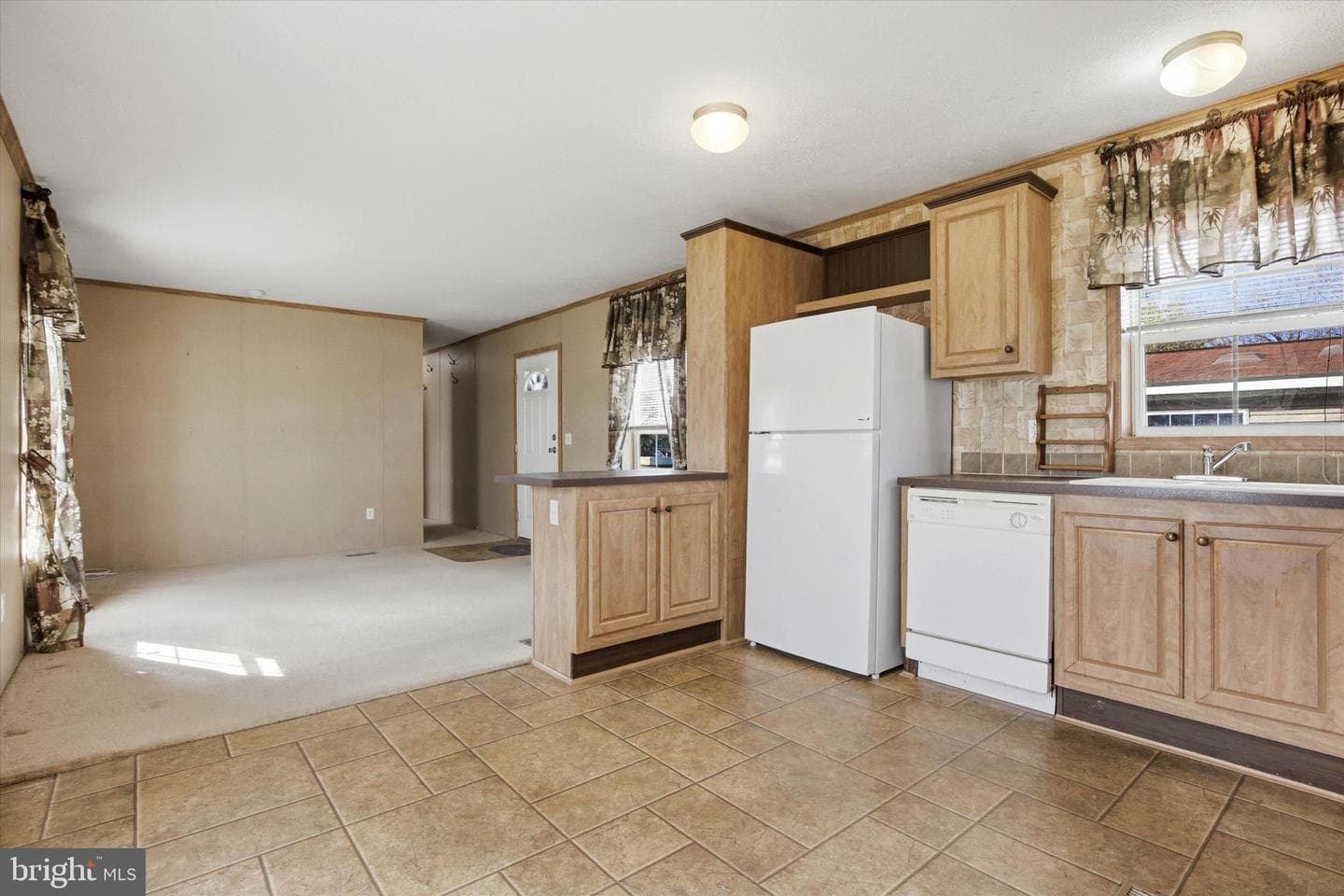 77 Ivy Circle photo 13