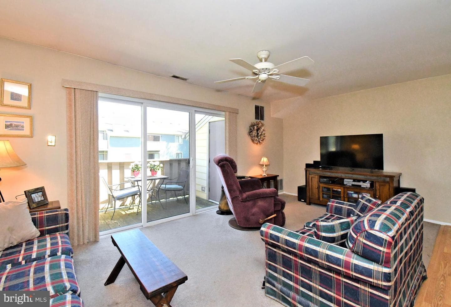 216 Stockton Court photo 11