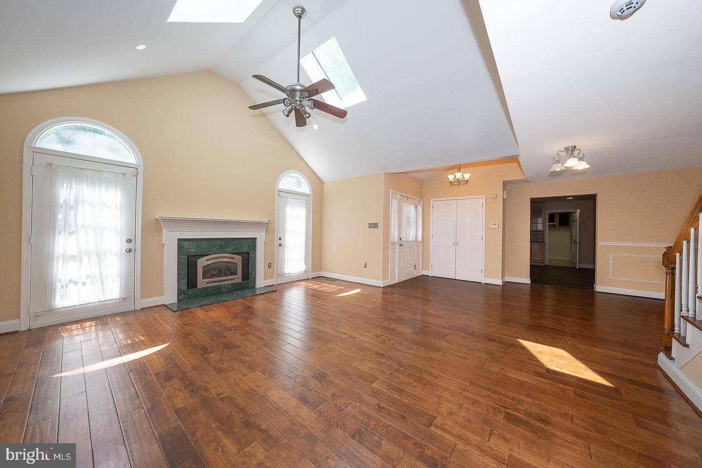 9315 Eagle View Drive photo 12