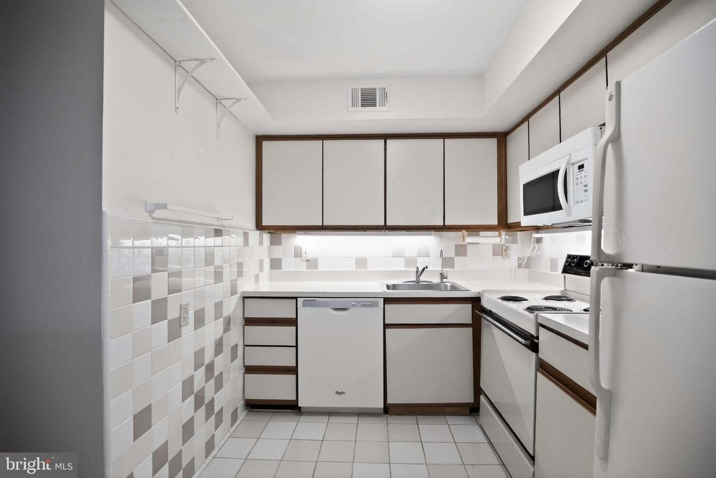 111 Hampstead Drive #111 photo 12