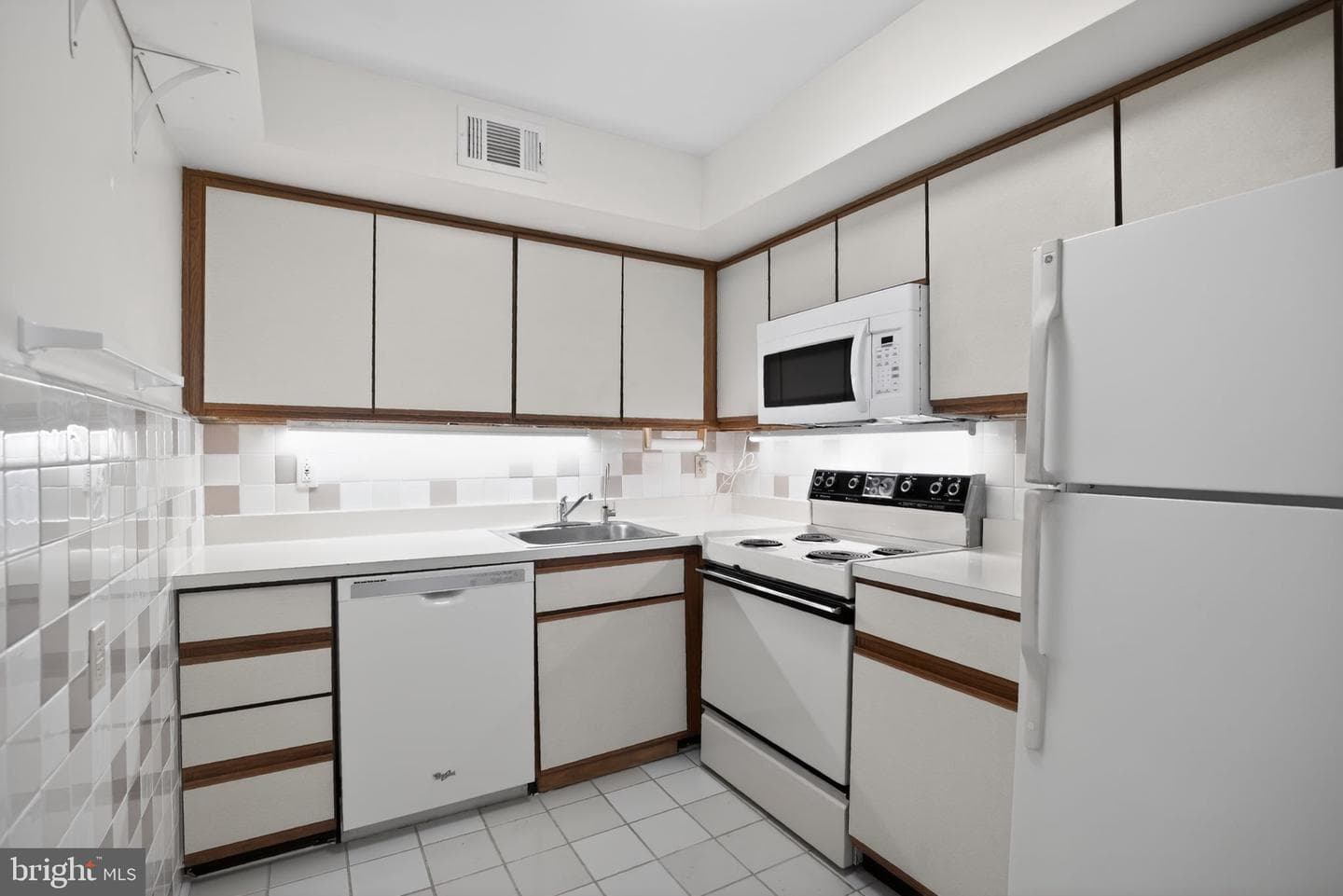 111 Hampstead Drive #111 photo 14