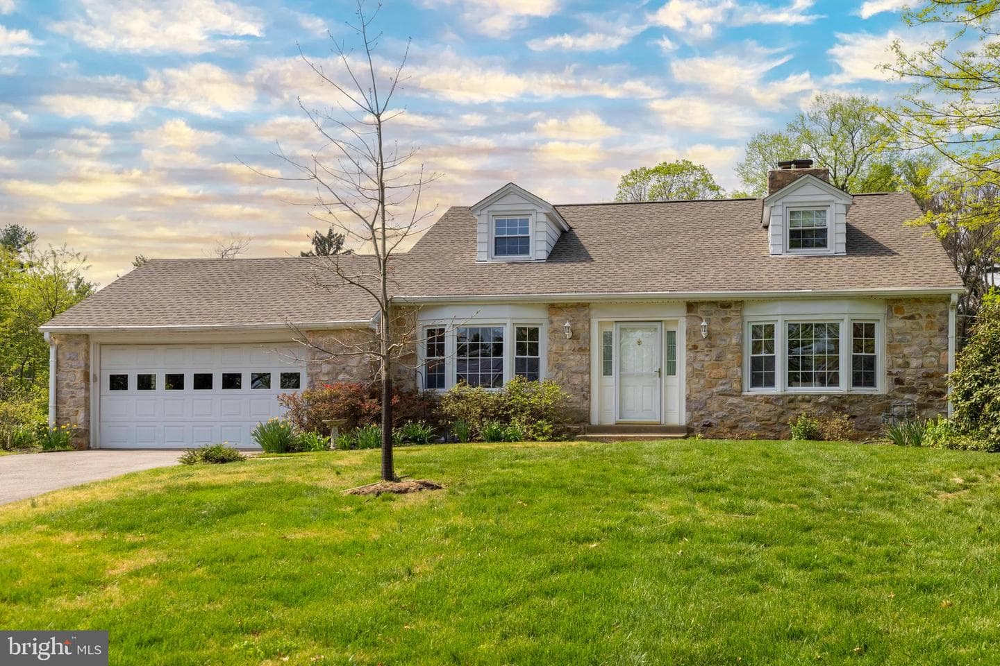 1036 Kipling Road photo 2
