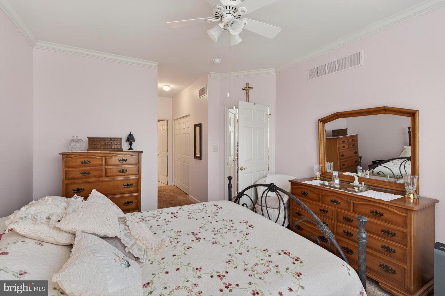 192 Providence Lane photo 25