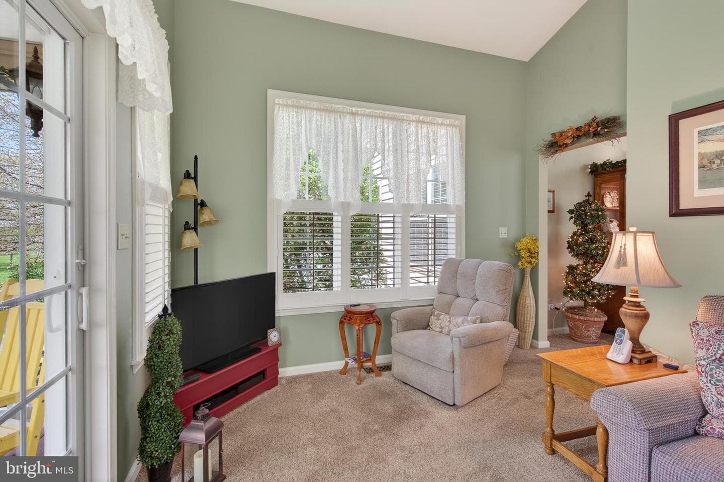 192 Providence Lane photo 31