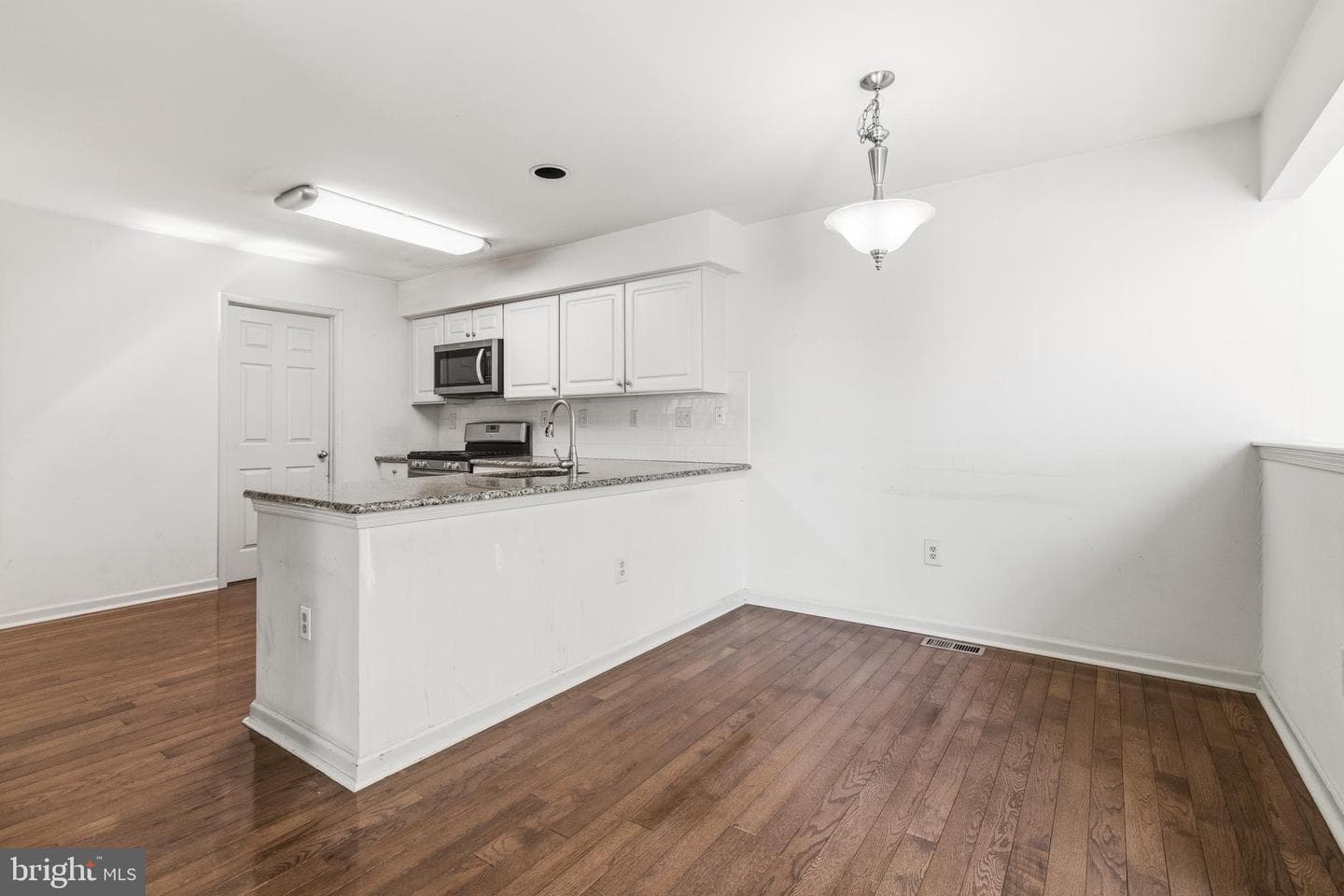 1243 Browning Court photo 7