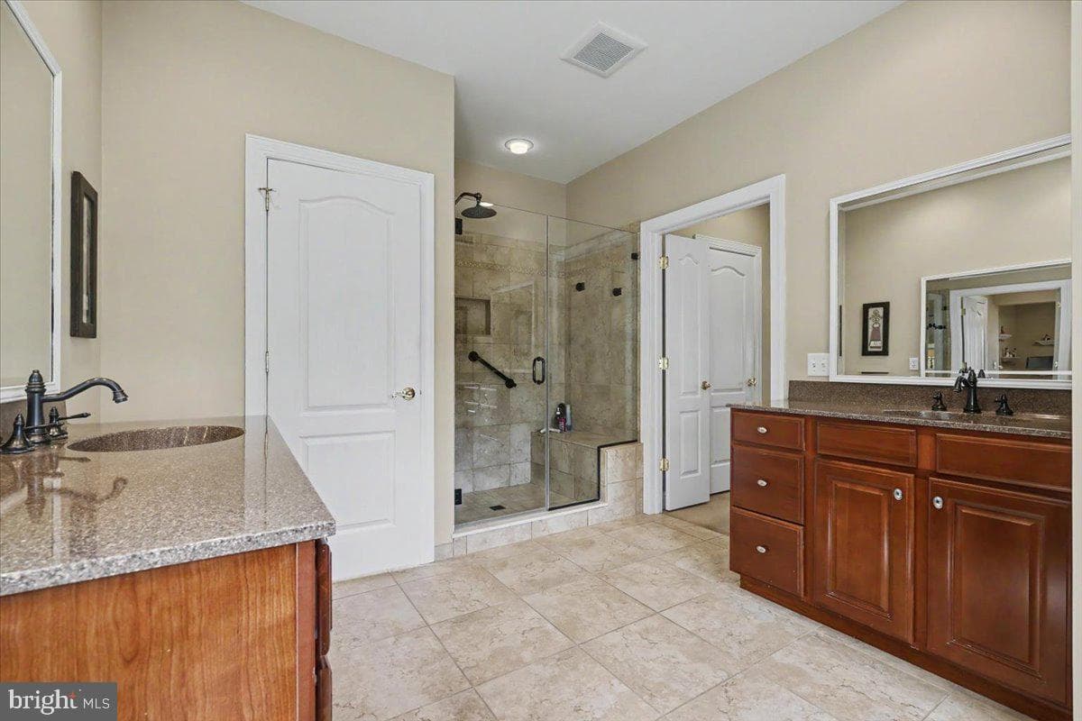 108 Matthew Lane photo 21
