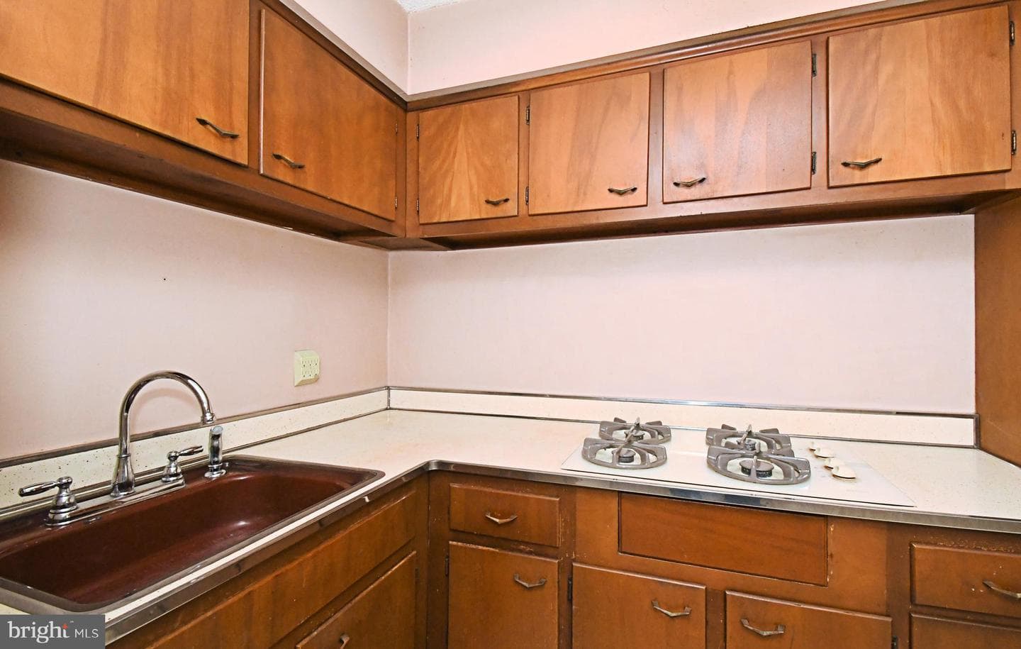 466 Cedar Street photo 17