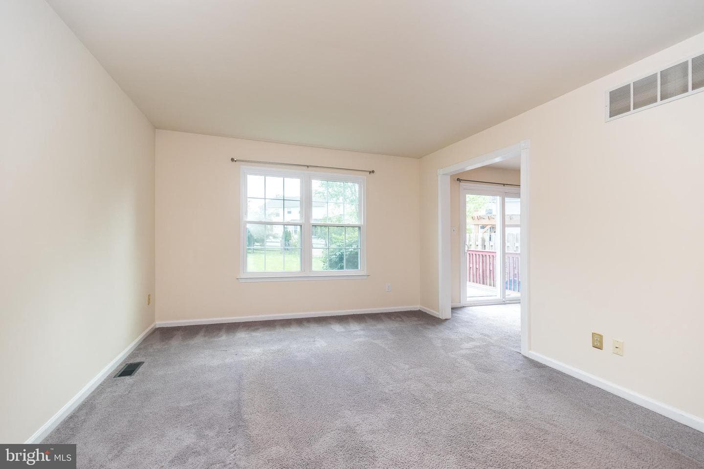 177 Seckel Court photo 12