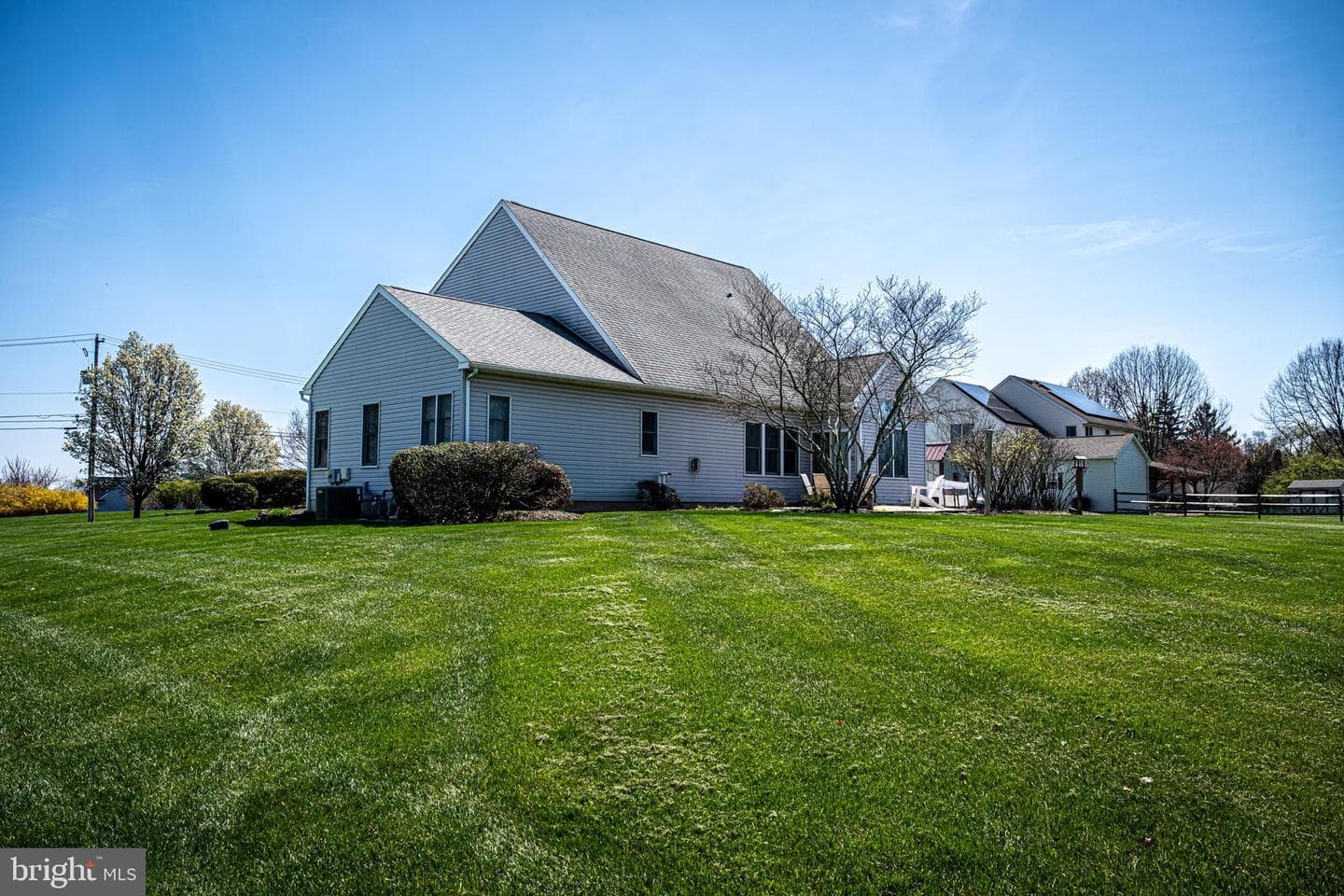 133 Greenwood Avenue photo 47