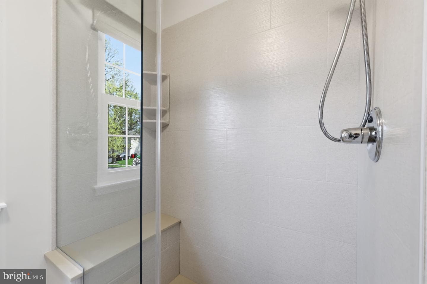 327 Abbey Lane photo 23