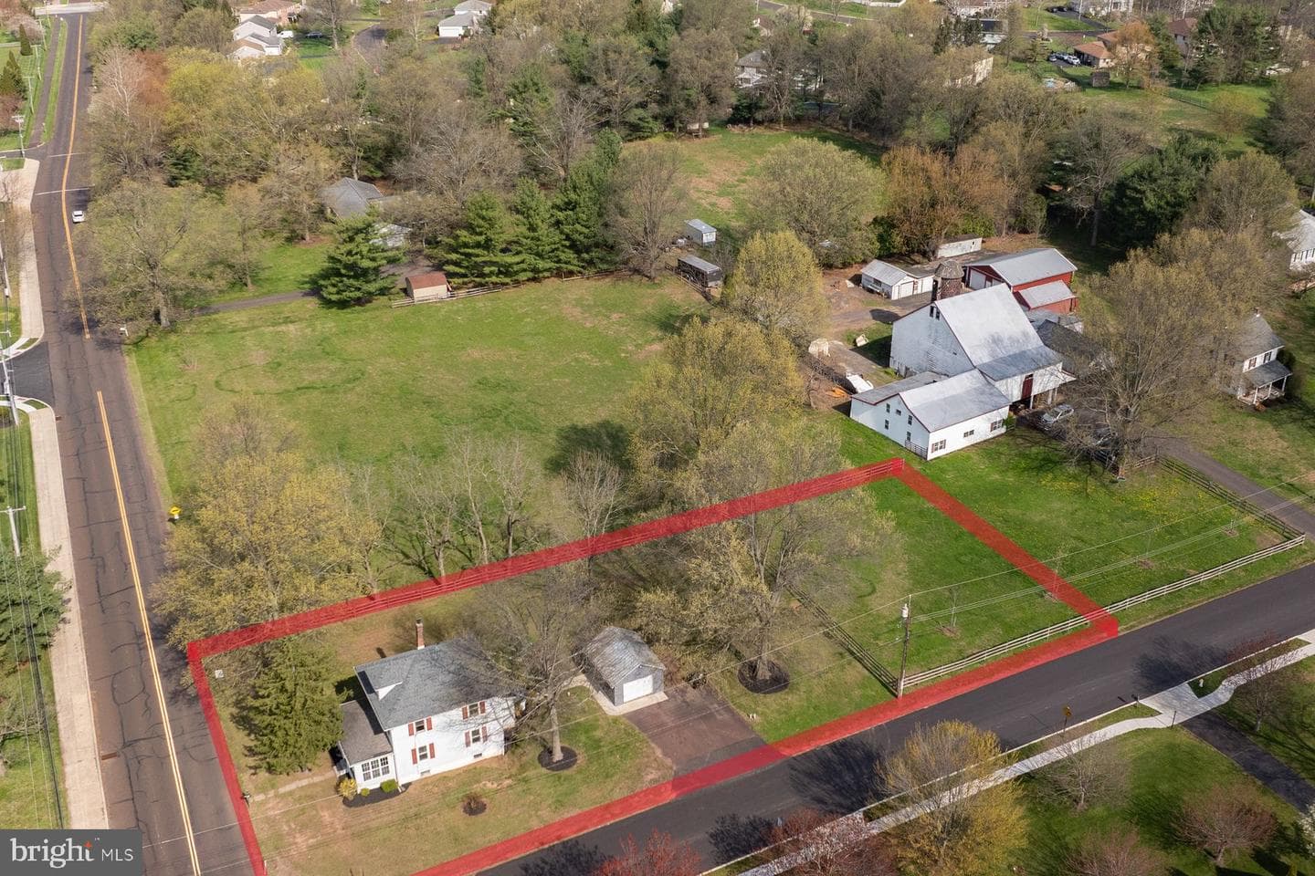 1261 Snyder Road photo 2