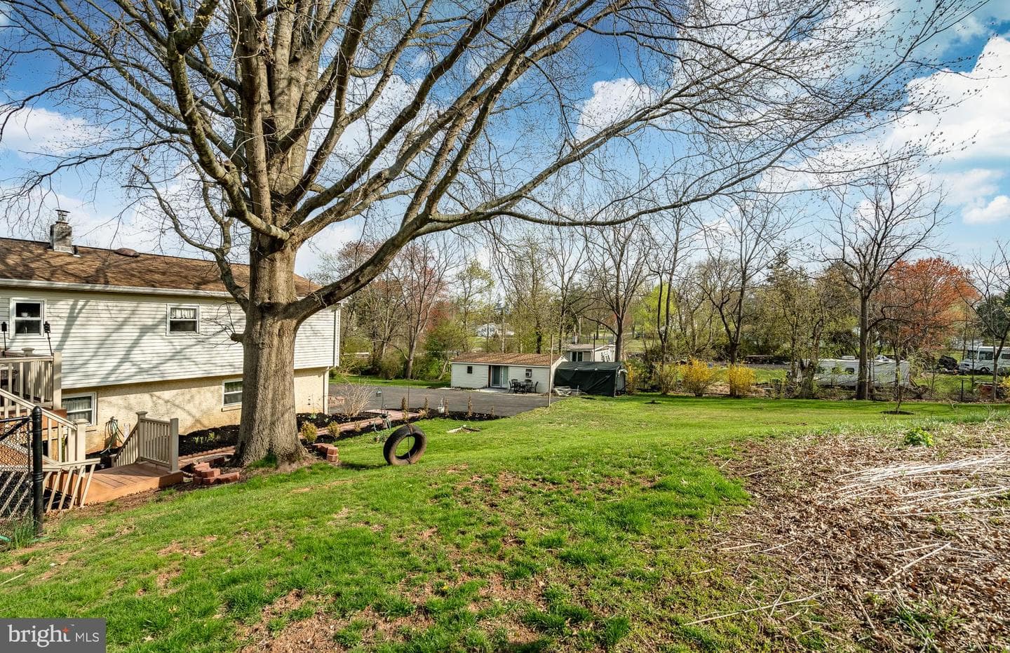 36 Sunset Road photo 37