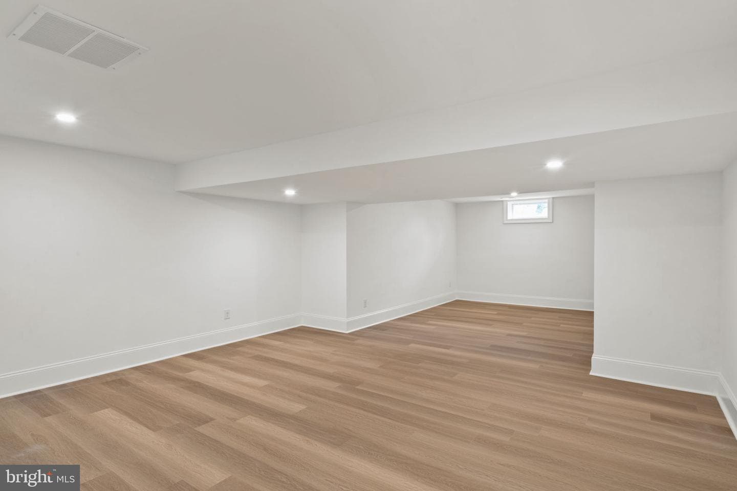 13 Elmwood Avenue photo 48