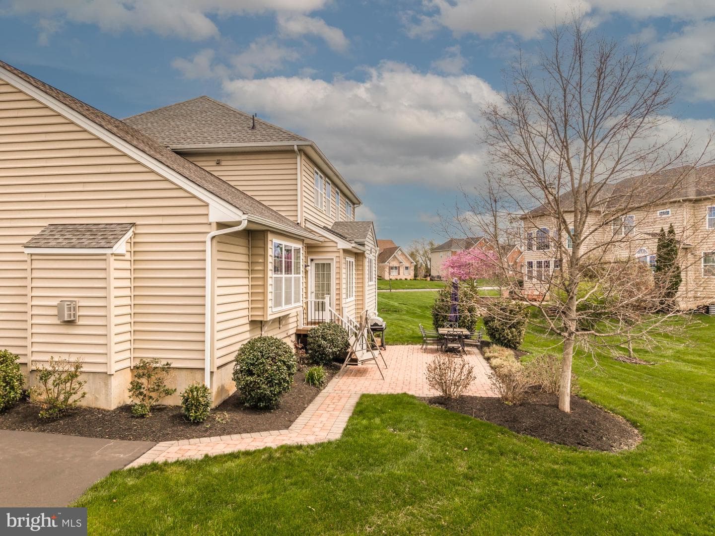 461 Barbin Street photo 49