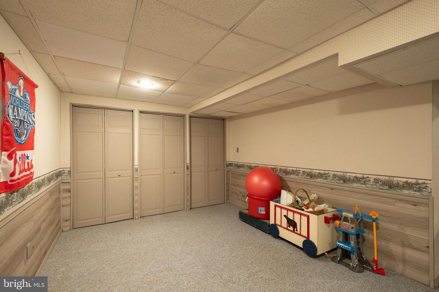 492 Brights Lane photo 32