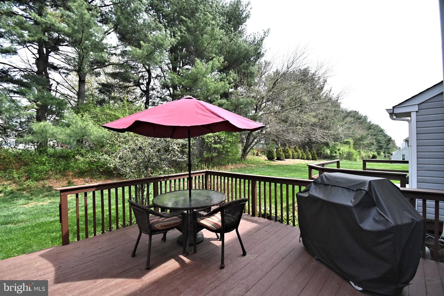 201 Essex Court photo 16