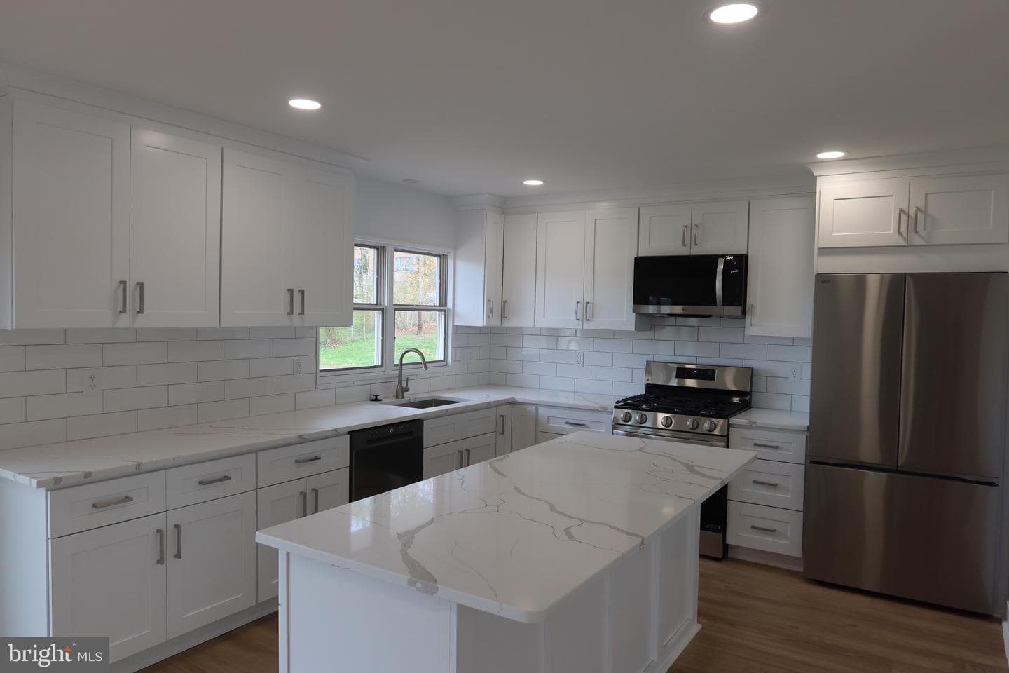 700 Fraser Road photo 12