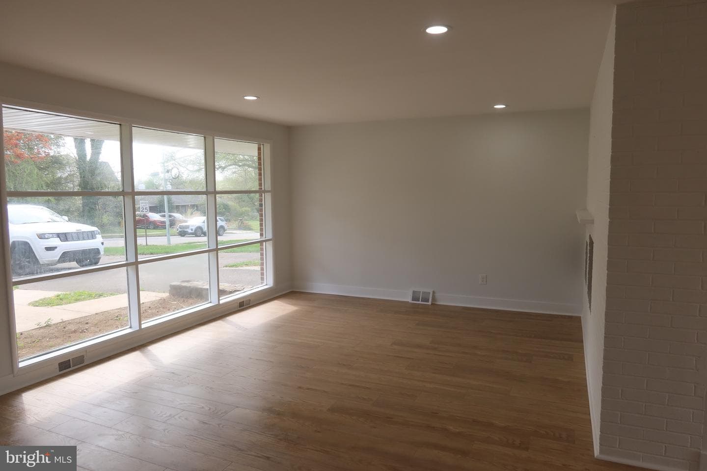 700 Fraser Road photo 23