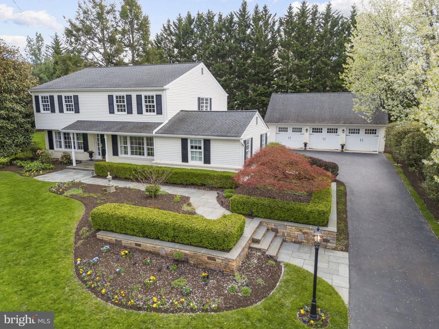 558 Beale Road photo 8