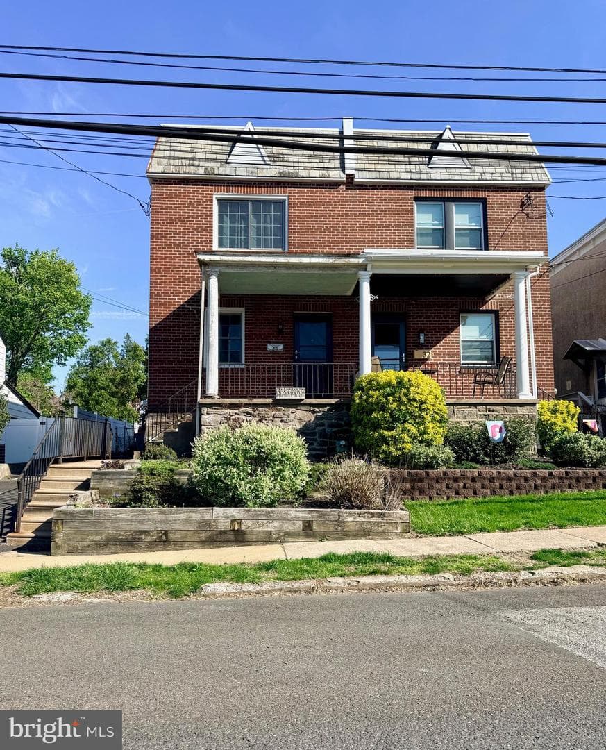 34 N Sylvania Avenue