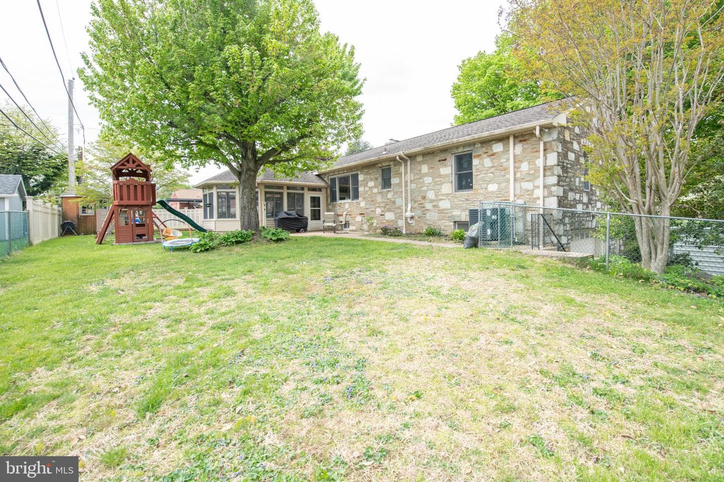 1259 Glenbrook Road photo 11