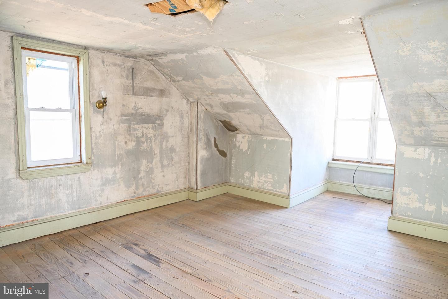 452 Depot Street photo 20