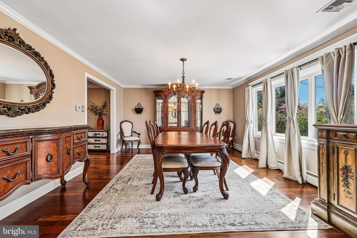 2291 Packard Avenue photo 4