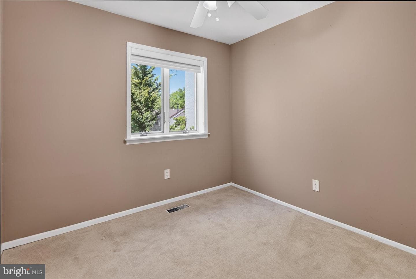 15 Twin Brooks Dr photo 23