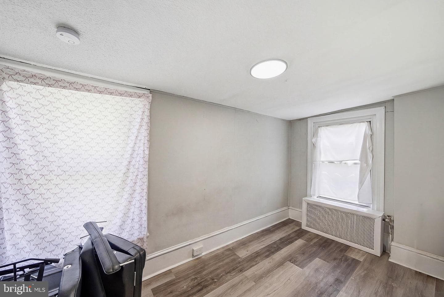 241 Chestnut Street photo 20