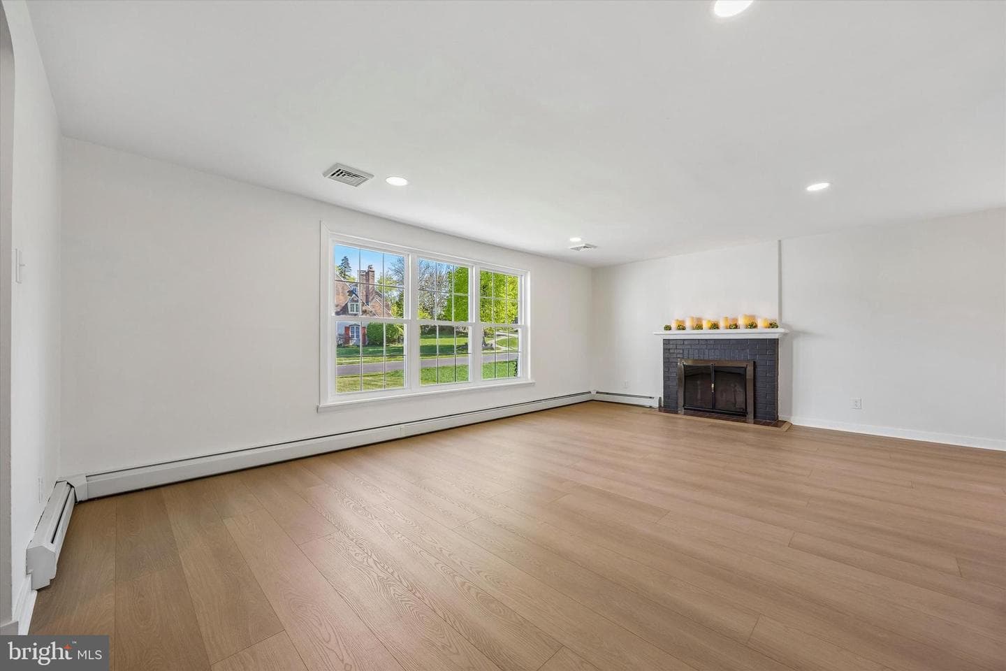 1803 Harris Road photo 4