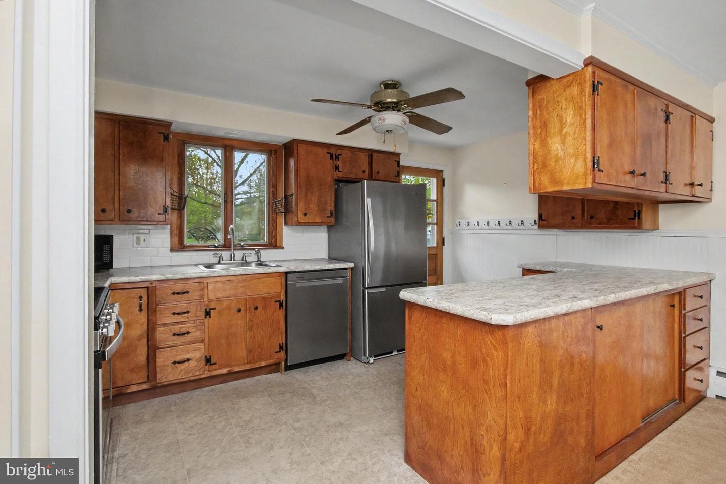 1310 Second Avenue photo 18