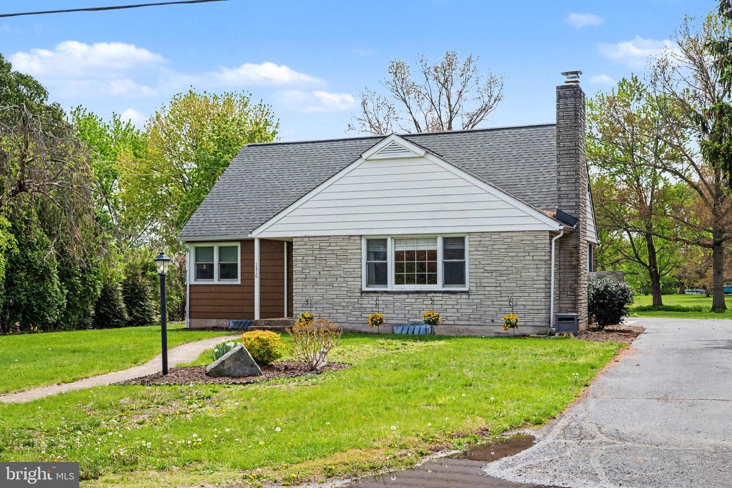 1310 Second Avenue photo 33