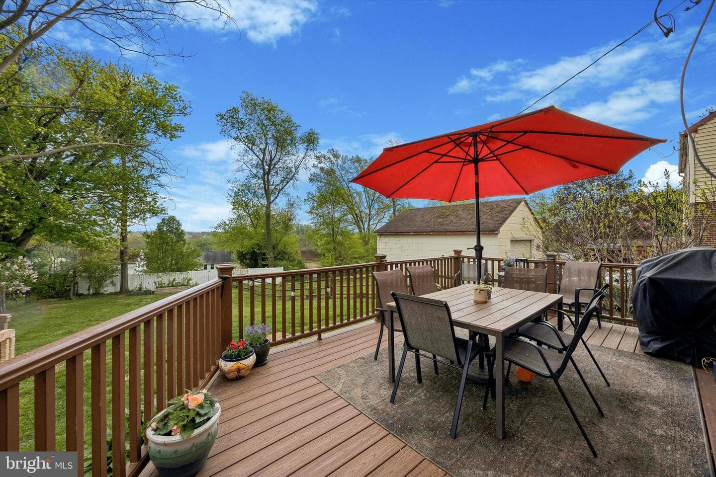 1479 N Hills Avenue photo 22