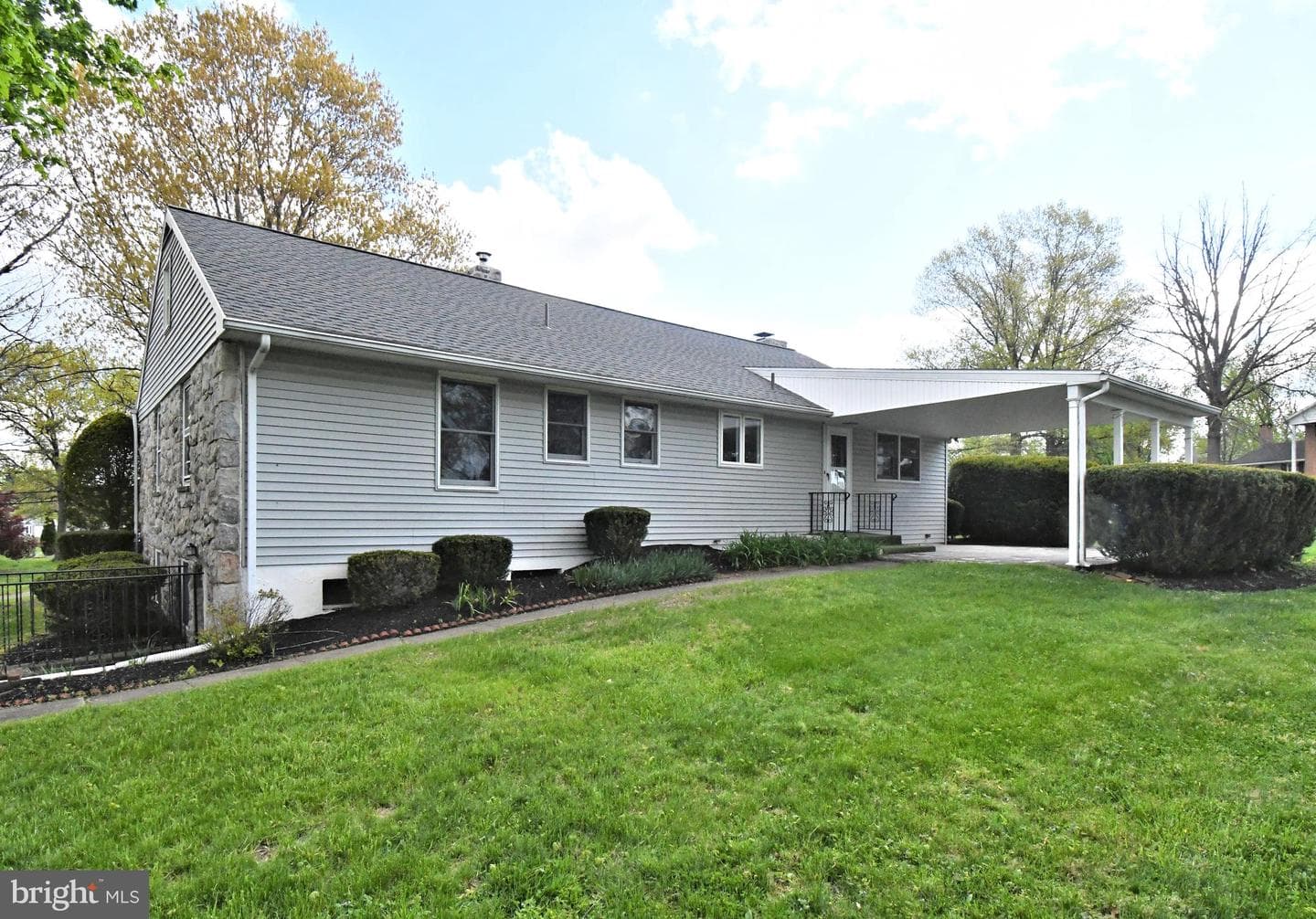 2034 Sunnyside Avenue photo 48