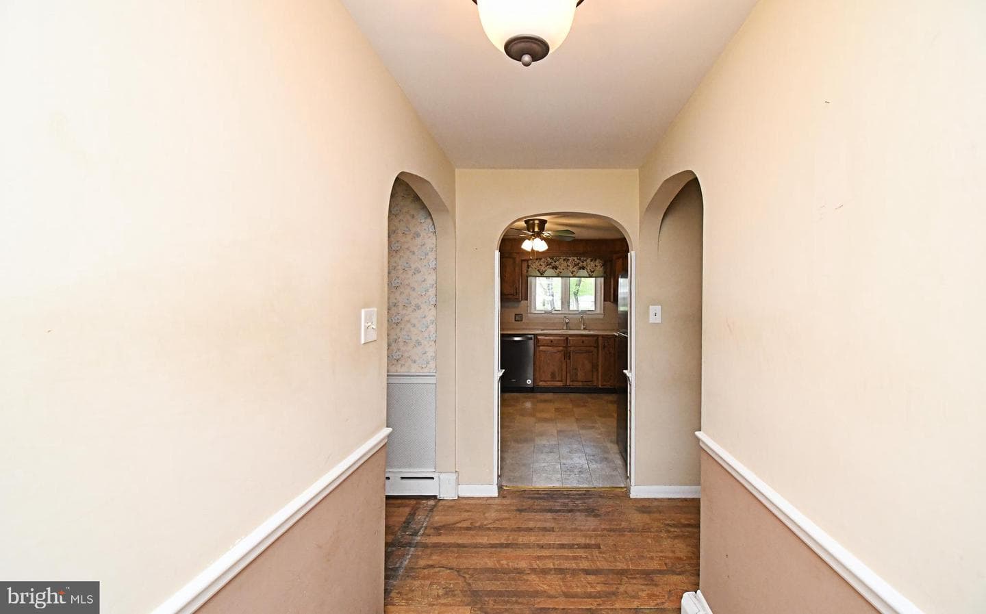2034 Sunnyside Avenue photo 5
