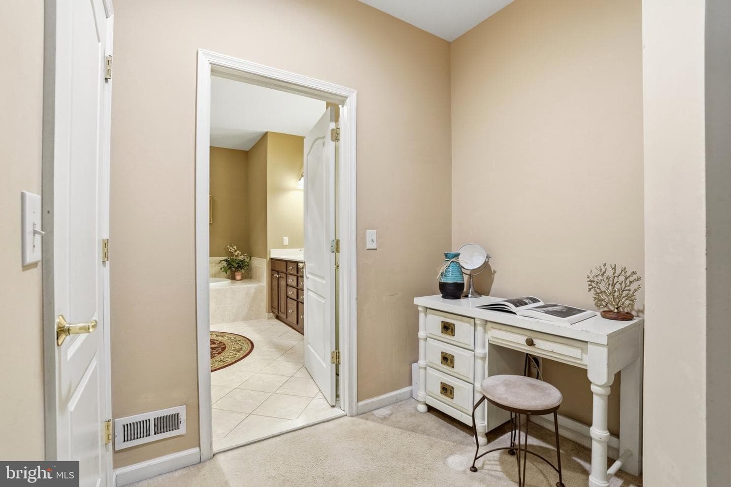 275 Country Club Drive photo 36