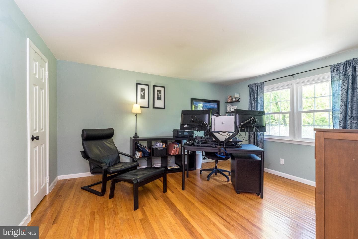 564 Derwin Drive photo 30