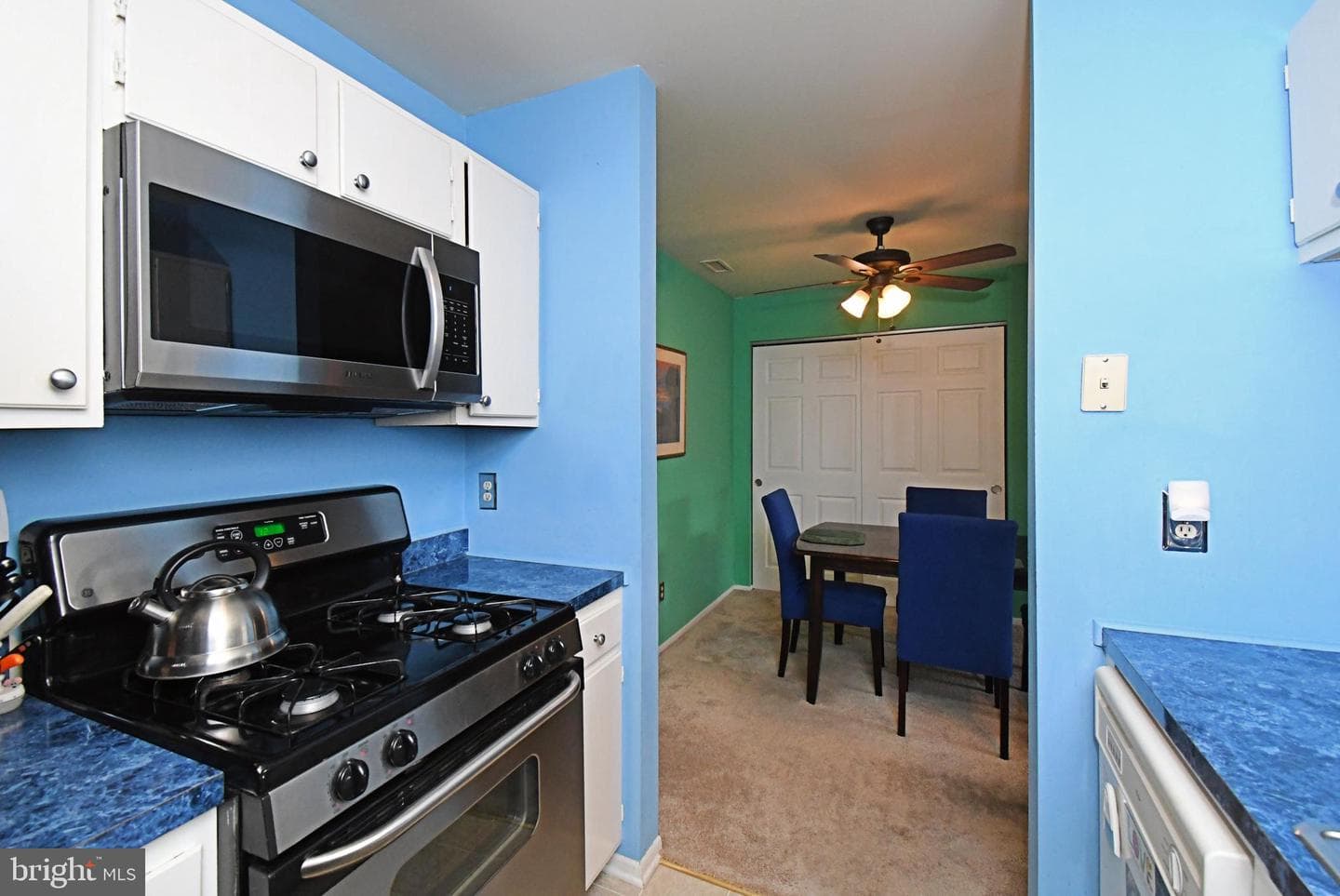 406 Stockton Court photo 10